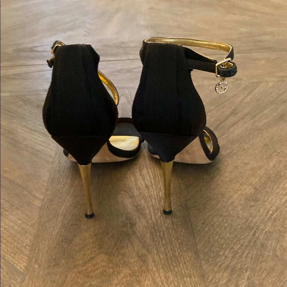 Guess Black and Gold Stiletto Heels - Picture 3 of 10